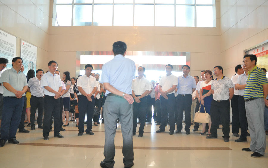 重点项目百日攻坚，促进发展气势如虹